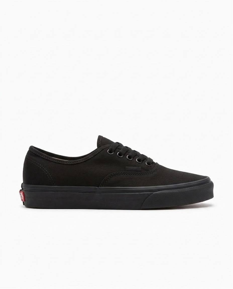 Vans Authentic - Tenis unisex color negro total (Triple Black)