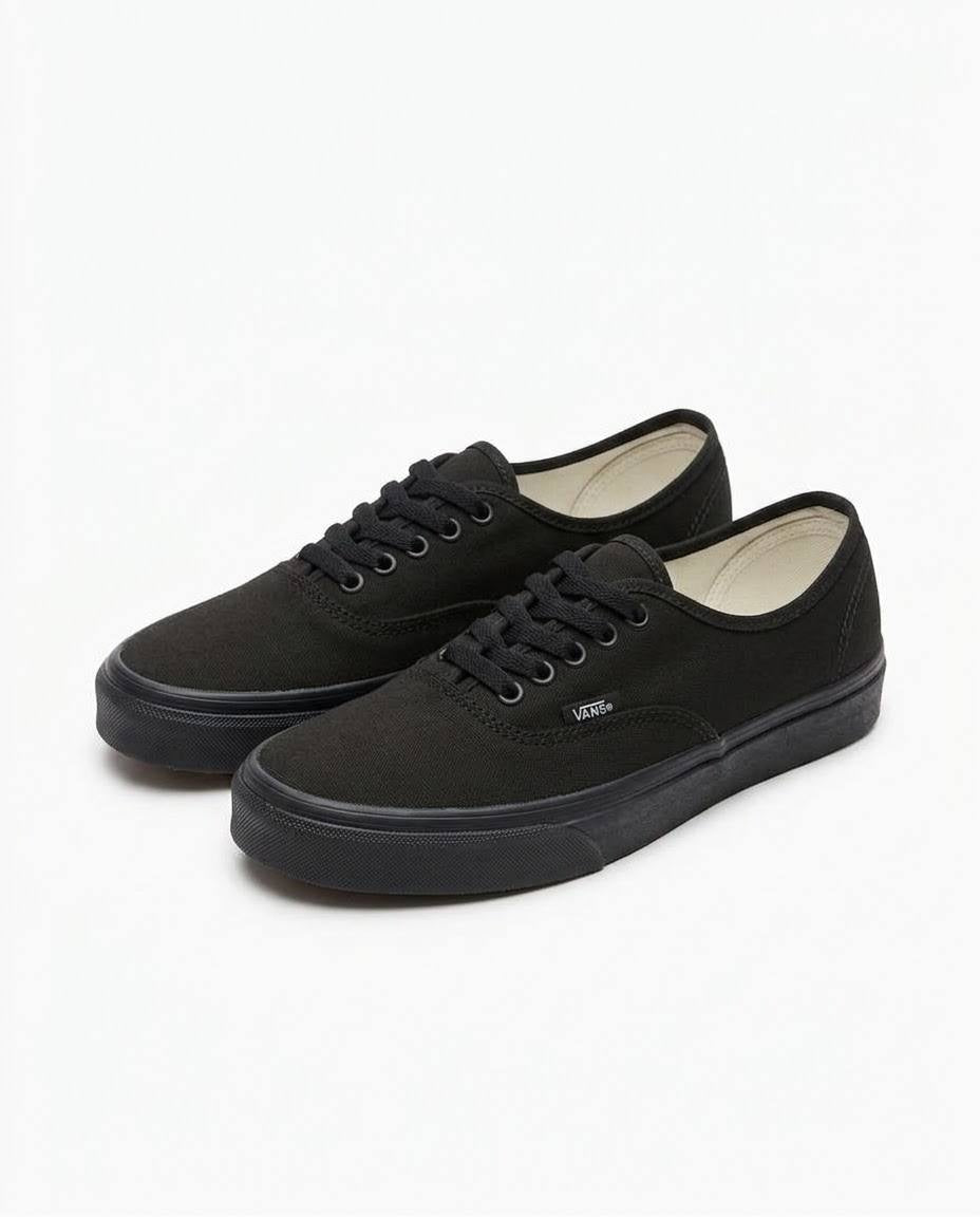 Vans Authentic - Tenis unisex color negro total (Triple Black)